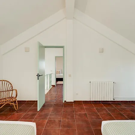 Nyaraló Caparica Casa Rey By Hopstays Charneca